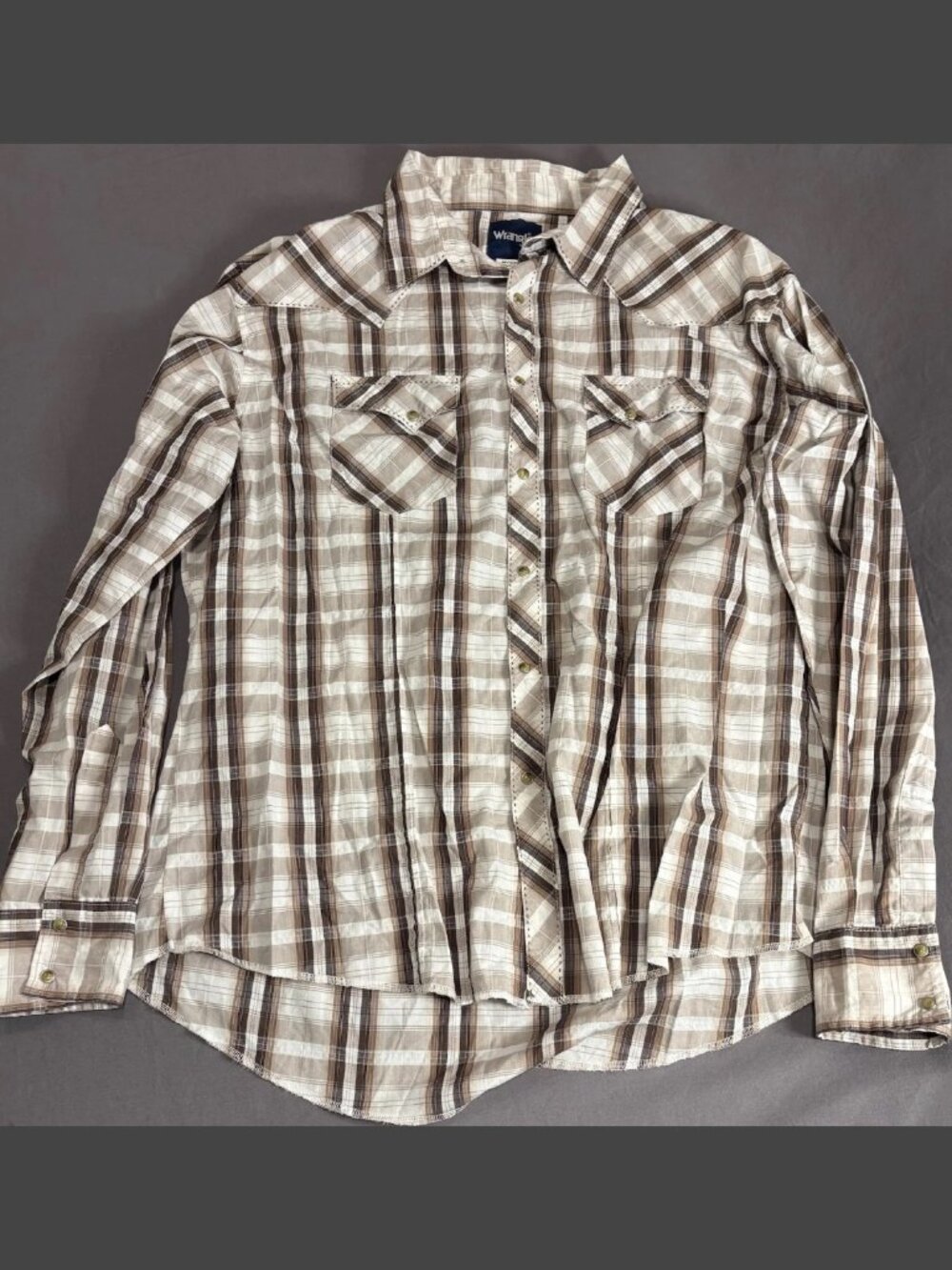 Wrangler men's Western button-up shirt